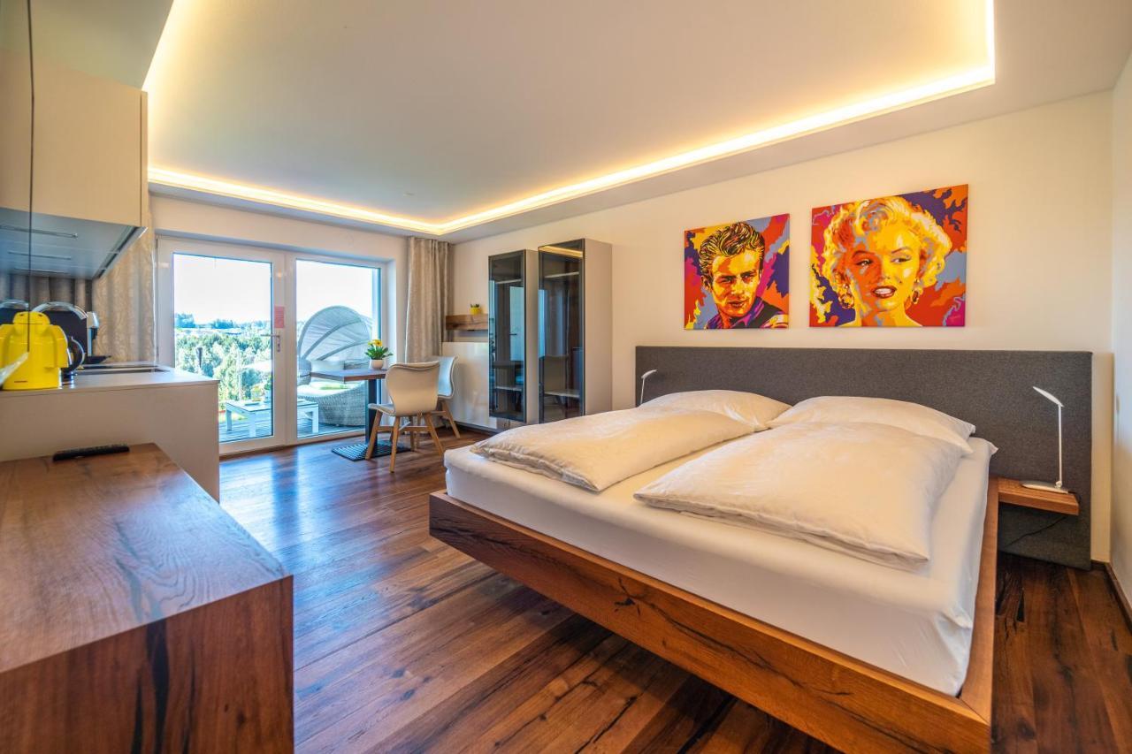 Haus Am Weinberg II Lejlighed Seekirchen am Wallersee Eksteriør billede