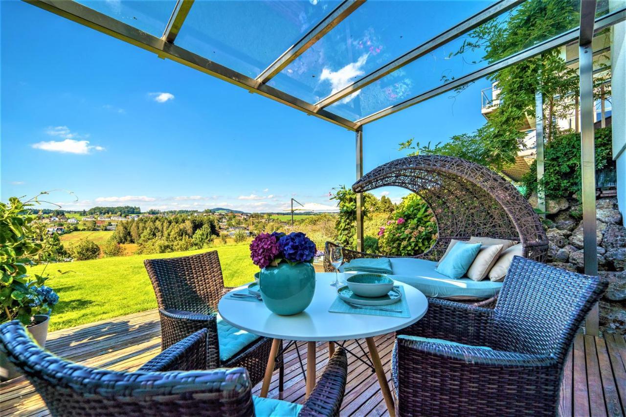 Haus Am Weinberg II Lejlighed Seekirchen am Wallersee Eksteriør billede
