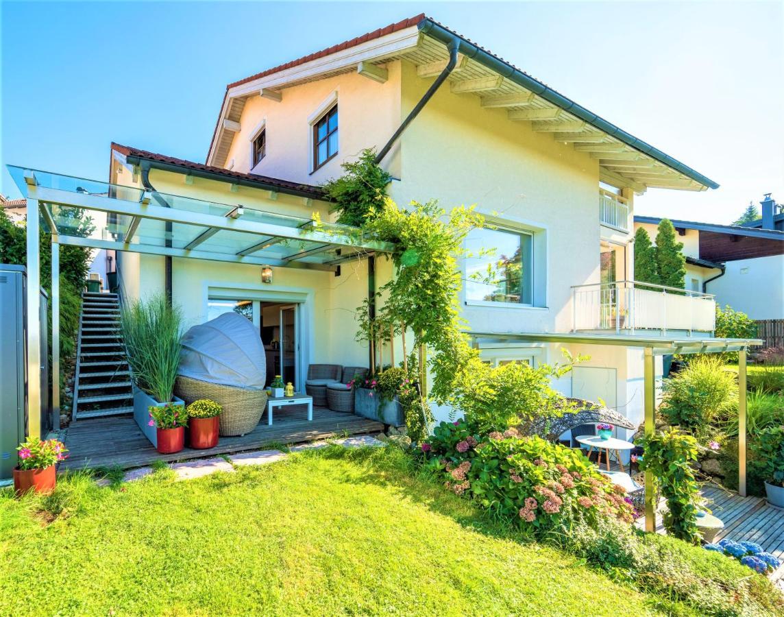 Haus Am Weinberg II Lejlighed Seekirchen am Wallersee Eksteriør billede