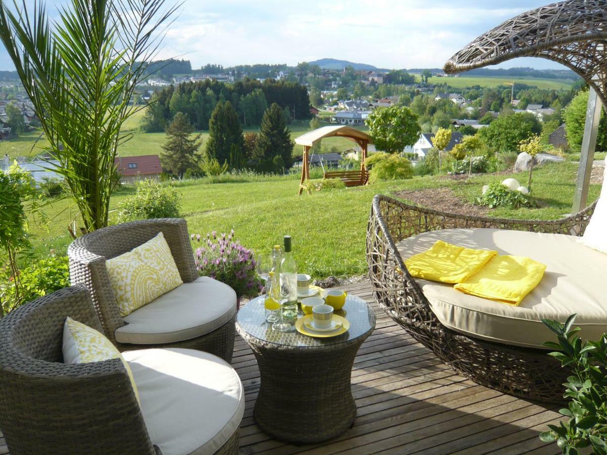 Haus Am Weinberg II Lejlighed Seekirchen am Wallersee Eksteriør billede