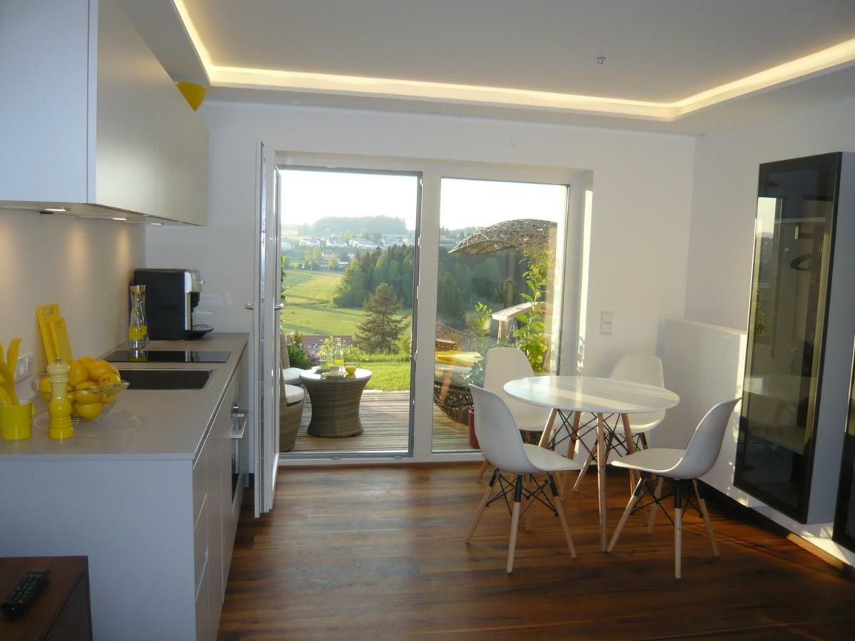 Haus Am Weinberg II Lejlighed Seekirchen am Wallersee Eksteriør billede