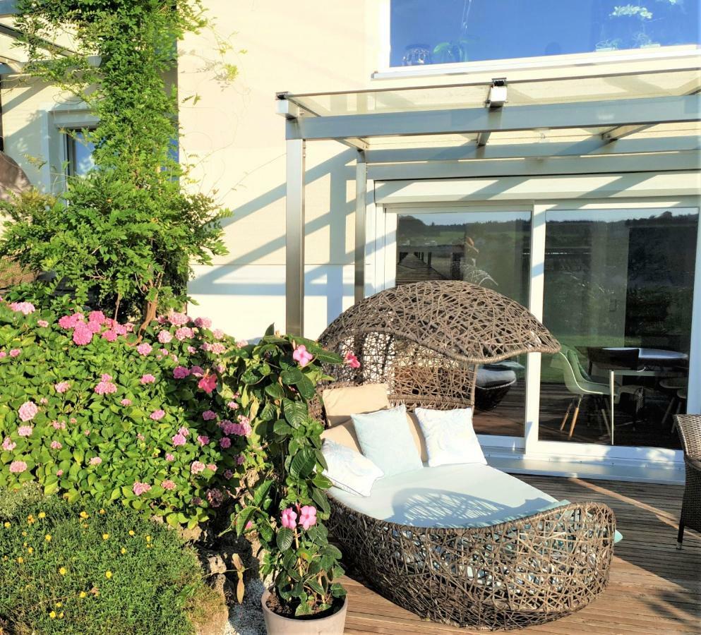 Haus Am Weinberg II Lejlighed Seekirchen am Wallersee Eksteriør billede